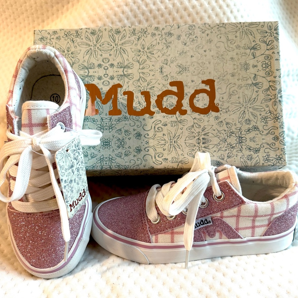Mudd Pink and White Casual Sneakers